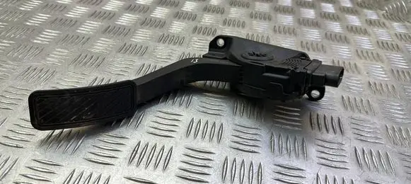 Ford Ecosport Accelerator throttle pedal 8V219F836AB