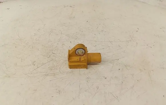 Mercedes-Benz E W212 Airbag deployment crash/impact sensor A2128210351 5WK44109
