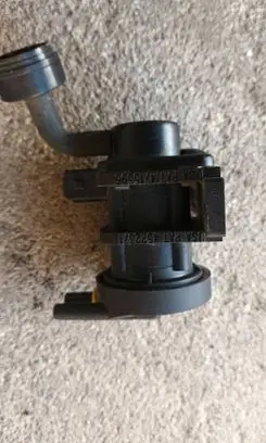 Opel Astra G Vacuum valve 