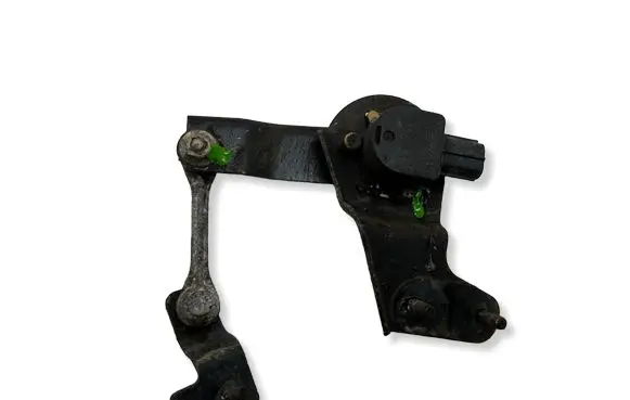 Subaru XV I Rear air suspension level height sensor 