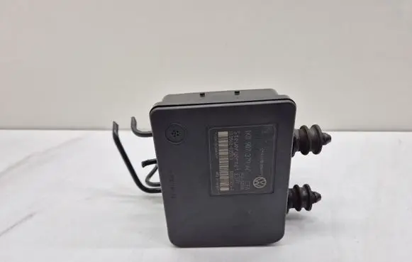 Volkswagen Golf V ABS Pump 1K0907379AC 1K0614517AE 10020602404