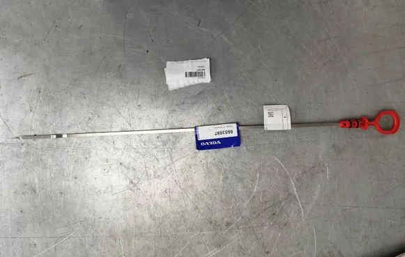 Volvo XC90 Oil level dip stick 8653597