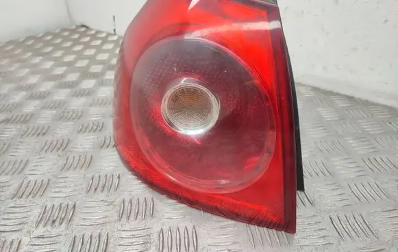 Volkswagen Golf V Rear/tail lights 1K6945095AC