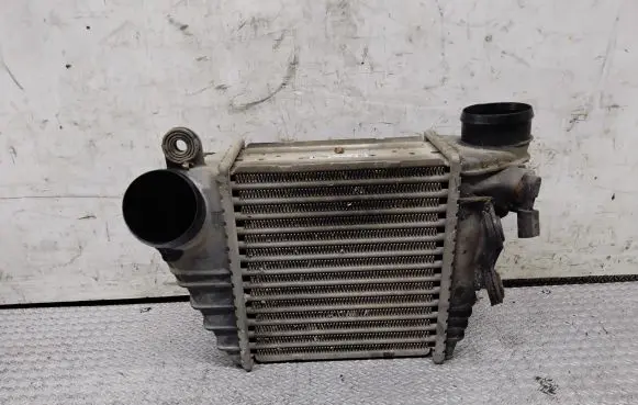 Volkswagen Golf IV Intercooler radiator 1J0145803F IA1070862328X