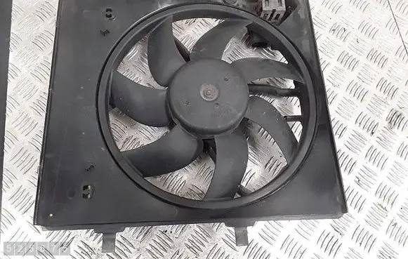 Peugeot 208 I Electric radiator cooling fan 9675280980
