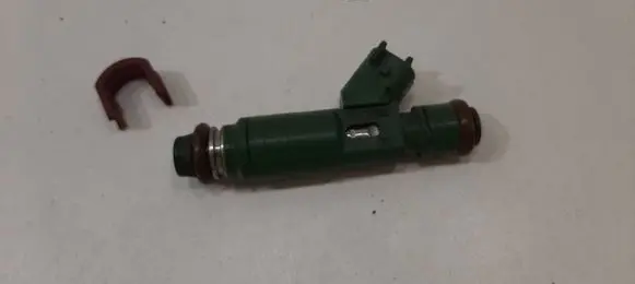 Volvo S80 Fuel injector 9470229