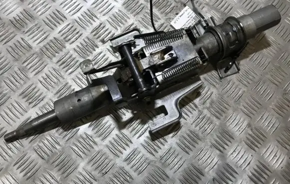 Hyundai Sonata Steering wheel axle