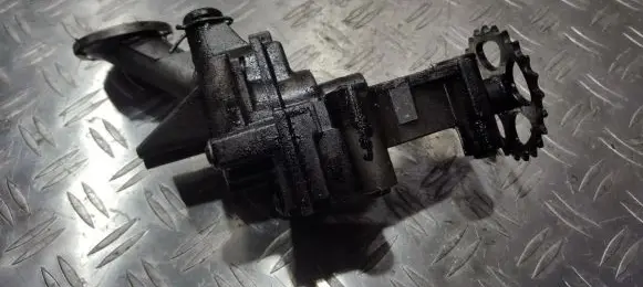 Renault Scenic I Oil pump 7700600252