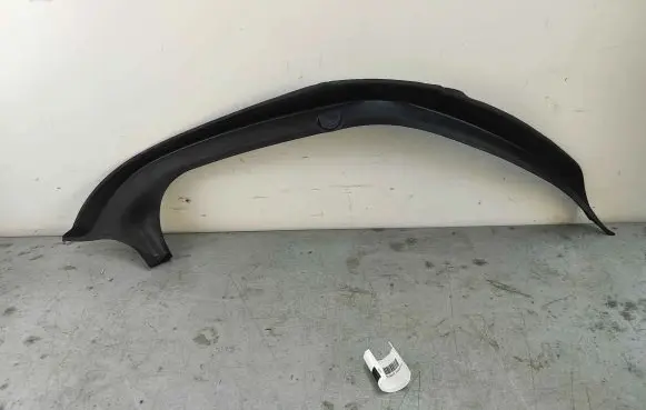 Mercedes-Benz C W205 Rain gutter a2056901041