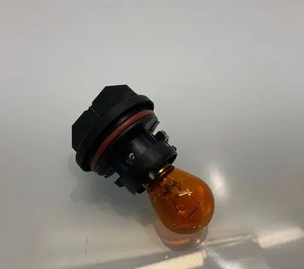 Mercedes-Benz E W211 Headlight/headlamp bulb 