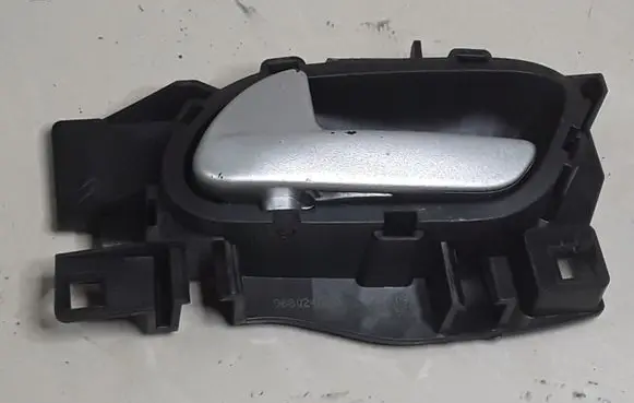 Peugeot 207 Front door interior handle 96802456VV 303966