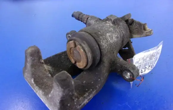 Alfa Romeo 147 Rear brake caliper
