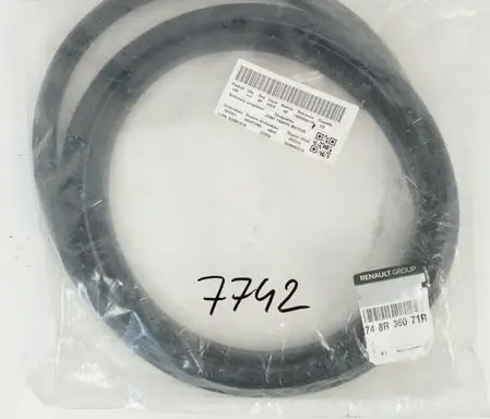 Renault Twingo III Rubber seal tailgate window/glass 748R36071R