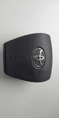 Toyota Prius (XW30) Steering wheel airbag