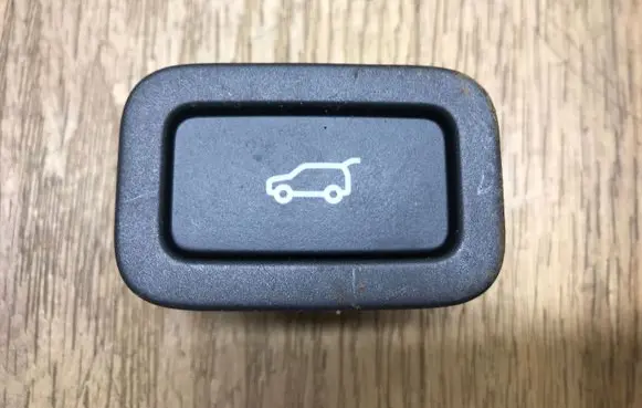Land Rover Discovery Sport Tailgate/trunk/boot open switch CPLA10E998AA
