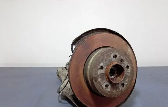 BMW X5 F15 Front wheel hub spindle knuckle