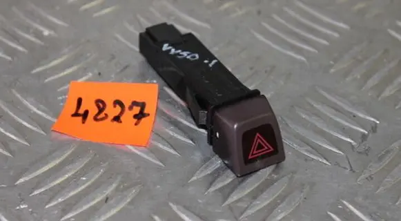 Volvo V50 Hazard light switch 30739296