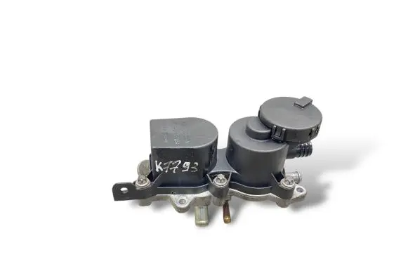 Mercedes-Benz A W169 Oil breather separator PA66GF25M15