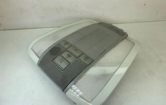 Mercedes-Benz C W204 Front seat light A2048202001 0110372330 2JM00926803