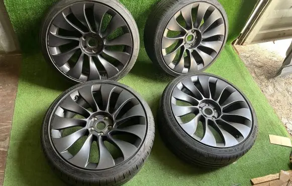 Tesla Model 3 R20 alloy rim 104426700A