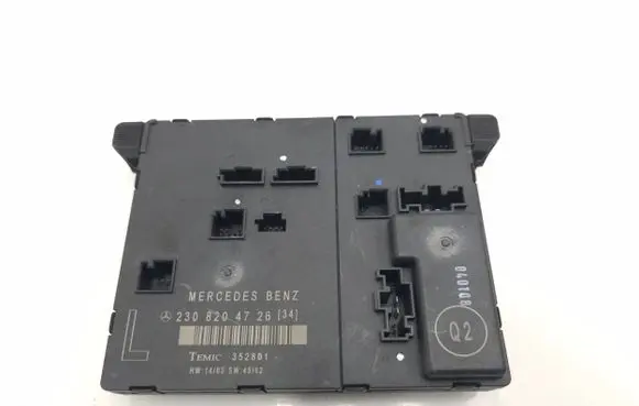 Mercedes-Benz SL R230 Door control unit/module 2308204726 352801