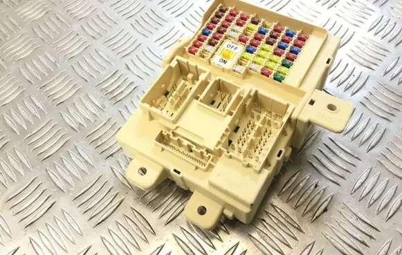 KIA Sportage Fuse module 91955D9960 D9960