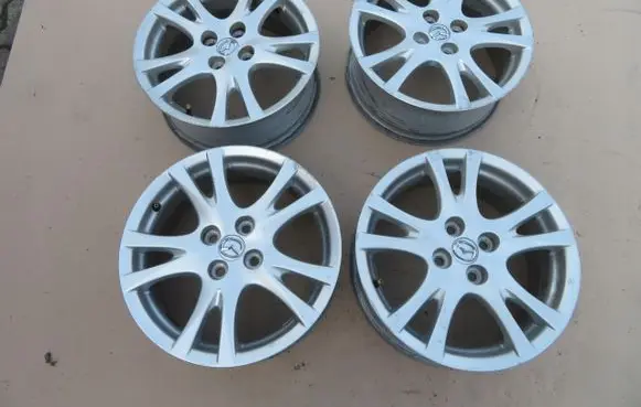 R16 alloy rim