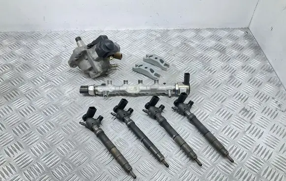 Audi A3 S3 8V Fuel injection system set 04L130277D 04L130089F 03L216
