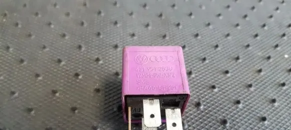 Audi A6 S6 C6 4F Other relay 431951253G V23134-B52-X372