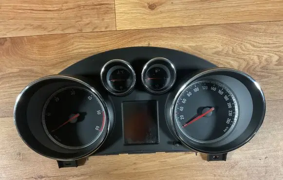Opel Insignia A Speedometer (instrument cluster) 12844138