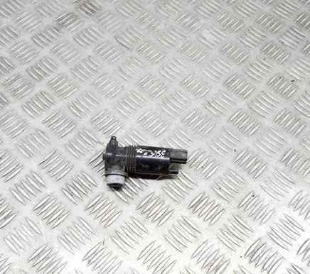 Ford Fiesta Windscreen/windshield washer pump 8A6117K624AB
