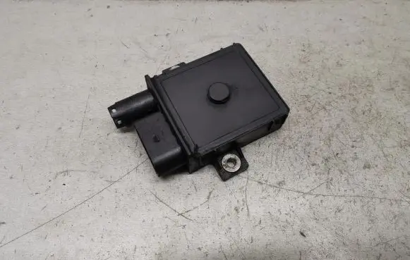 BMW 7 E65 E66 Glow plug pre-heat relay 778832705 7788327