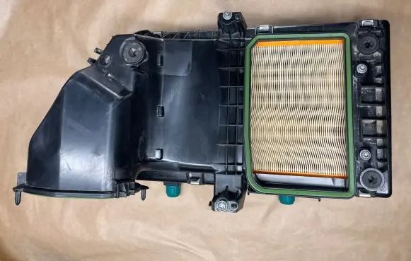 Mercedes-Benz E W213 Air filter box A6540902501