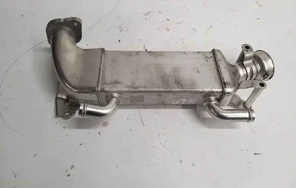 Mercedes-Benz GLA W156 EGR valve cooler A6511400575 14T10730098