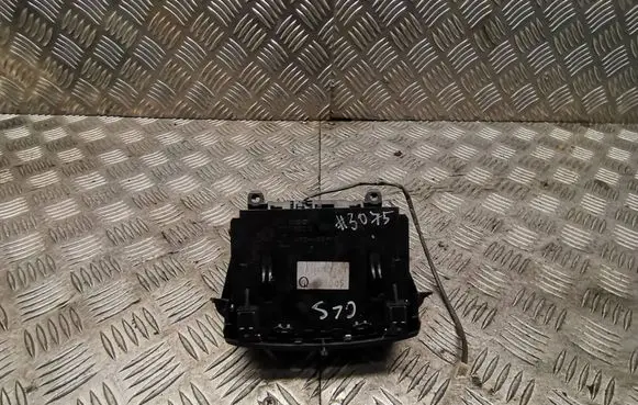Mercedes-Benz CLS C219 Rear air vent grill 211830054