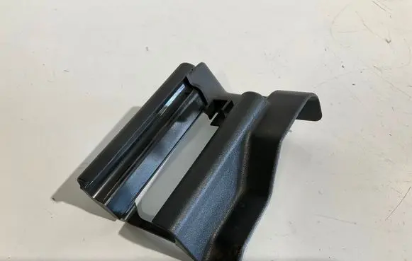 Mercedes-Benz E W211 Front driver seat rail trim 2119191020