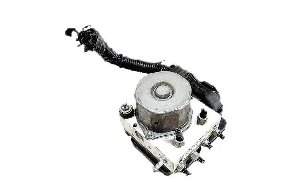 Nissan X-Trail T32 ABS Pump 476607FP2A