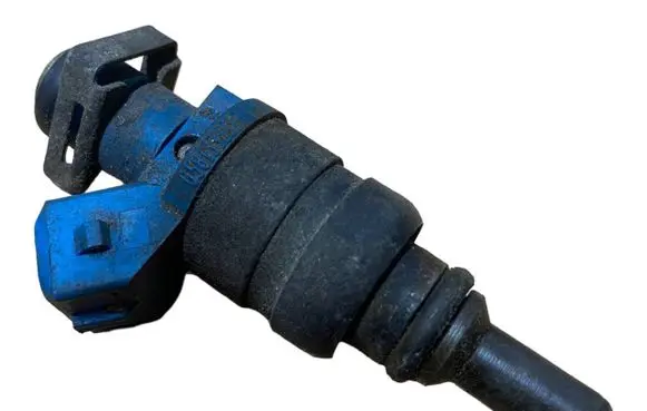 Volkswagen Golf IV Fuel main line pipe 058133551F
