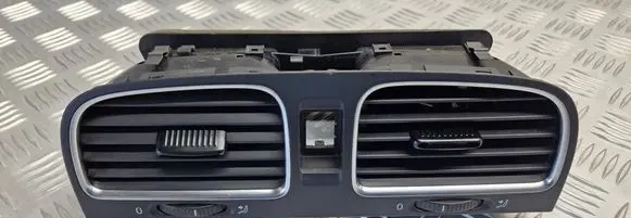 Volkswagen Golf VI Dash center air vent grill 5K0819743E 5K0815735