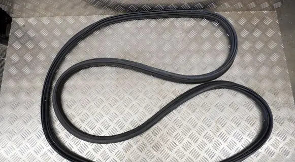 Tesla Model Y Loading door rubber seal (on body) 149768199B