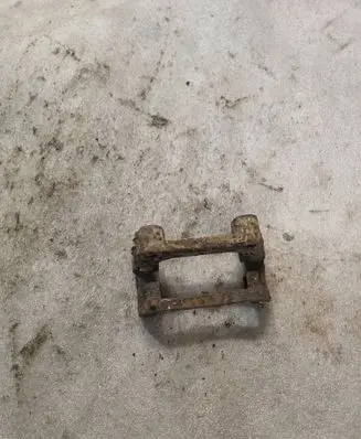 Opel Zafira A Brake caliper pad carrier rear 