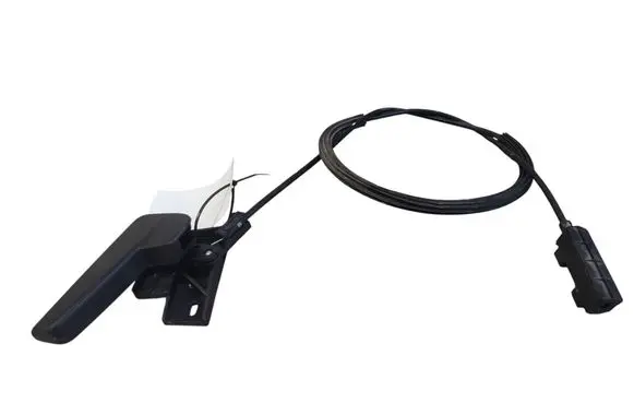 Skoda Octavia Mk3 (5E) Engine bonnet/hood lock release cable 5N0823411A 6R1823633