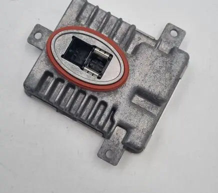 BMW 5 F10 F11 Headlight ballast module Xenon 7237647 W003T20071 63117237647