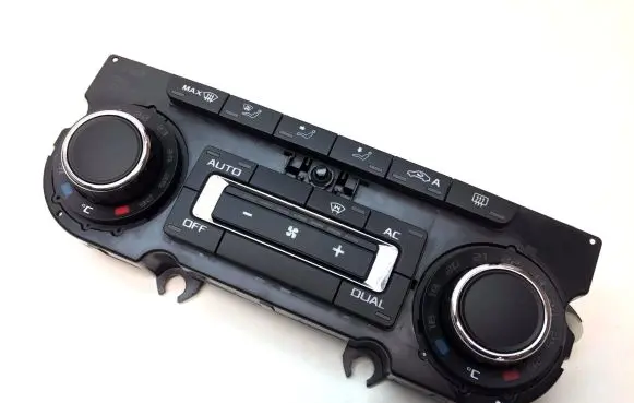 Skoda Superb B6 (3T) Climate control unit 3T0907044BB