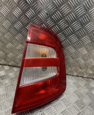 Skoda Fabia Mk1 (6Y) Rear/tail lights ZSB6Y6945096B 6Y694512B