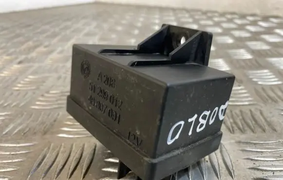 Fiat Doblo ABS relay 46807091 51299012 A206