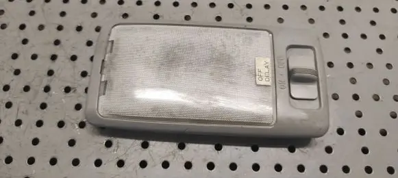 Subaru Legacy Rear seat light