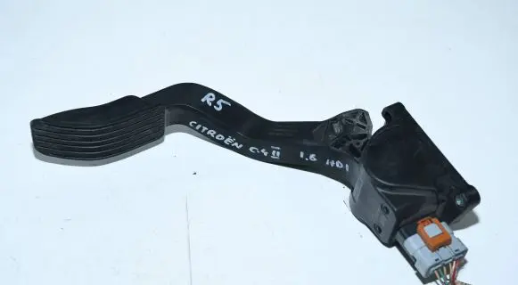 Citroen C4 II Accelerator throttle pedal 9671840280
