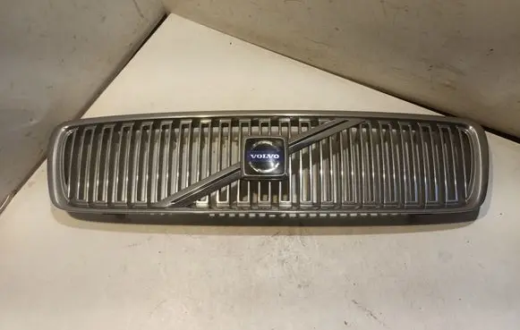 Volvo V70 Front grill 9190385
