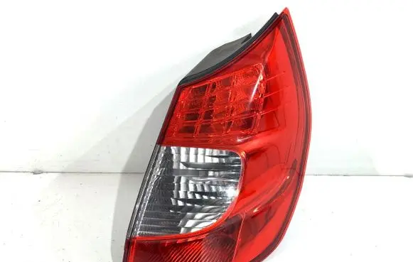 Renault Scenic II - Grand scenic II Rear/tail lights 8200474328